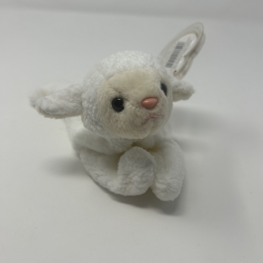 Vintage NWT TY Beanie Baby Fleece the White Sheep 1996 W/ Tag Protector